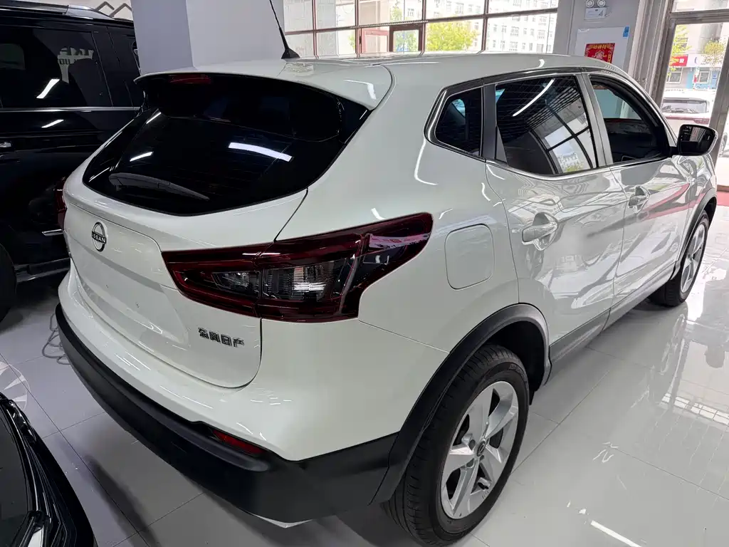 Qashqai Classic 2.0 L CVT XV Comfort