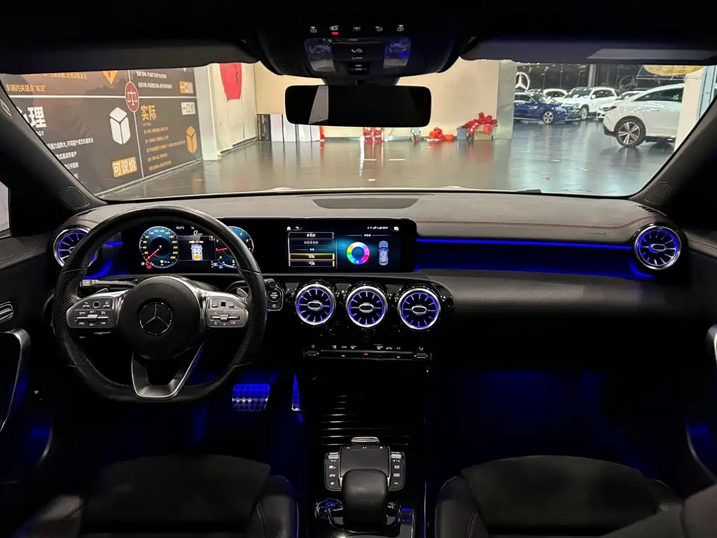 Mercedes-Benz CLA (Import) CLA 200