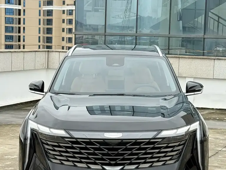 Geely Boyue L 1.5 TD DCT Distinguished