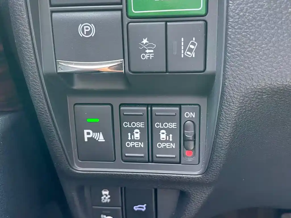 Odyssey 2.0 L Sharp· Premium
