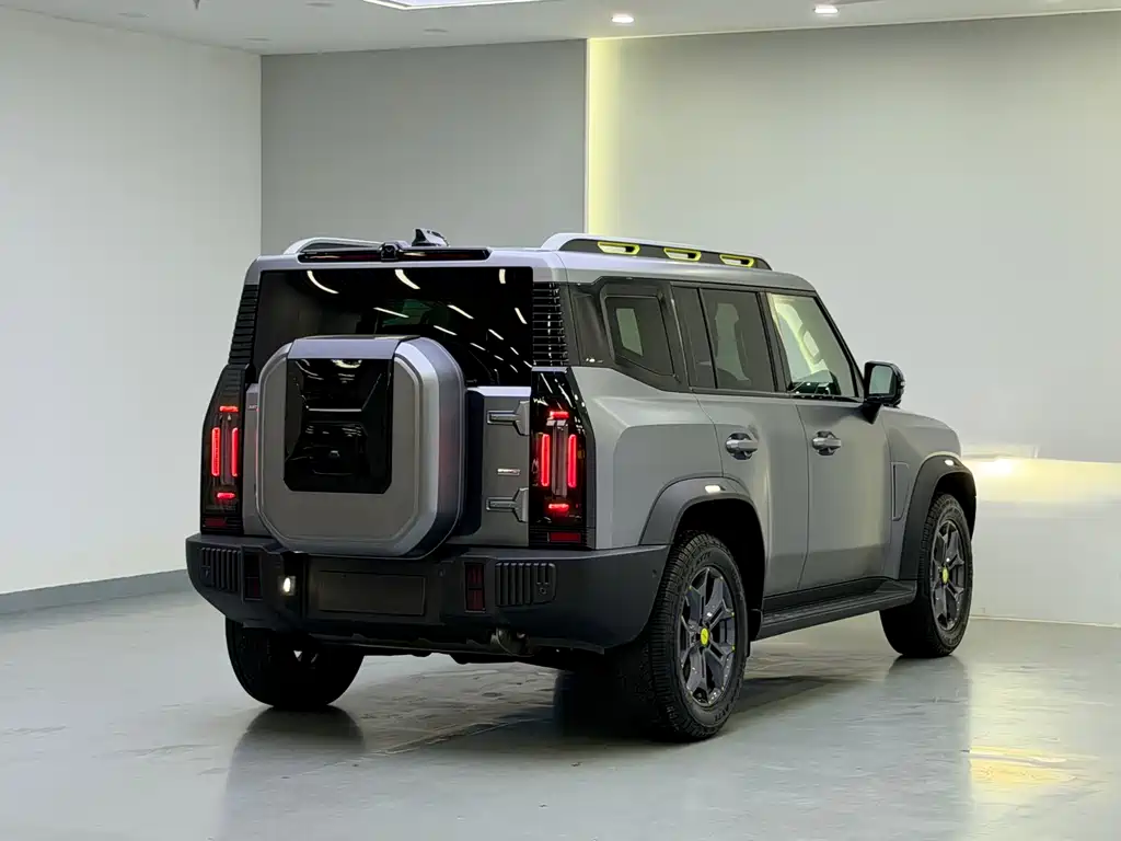 Jetour Traveller 2.0 T 4 WD Cross PRO+