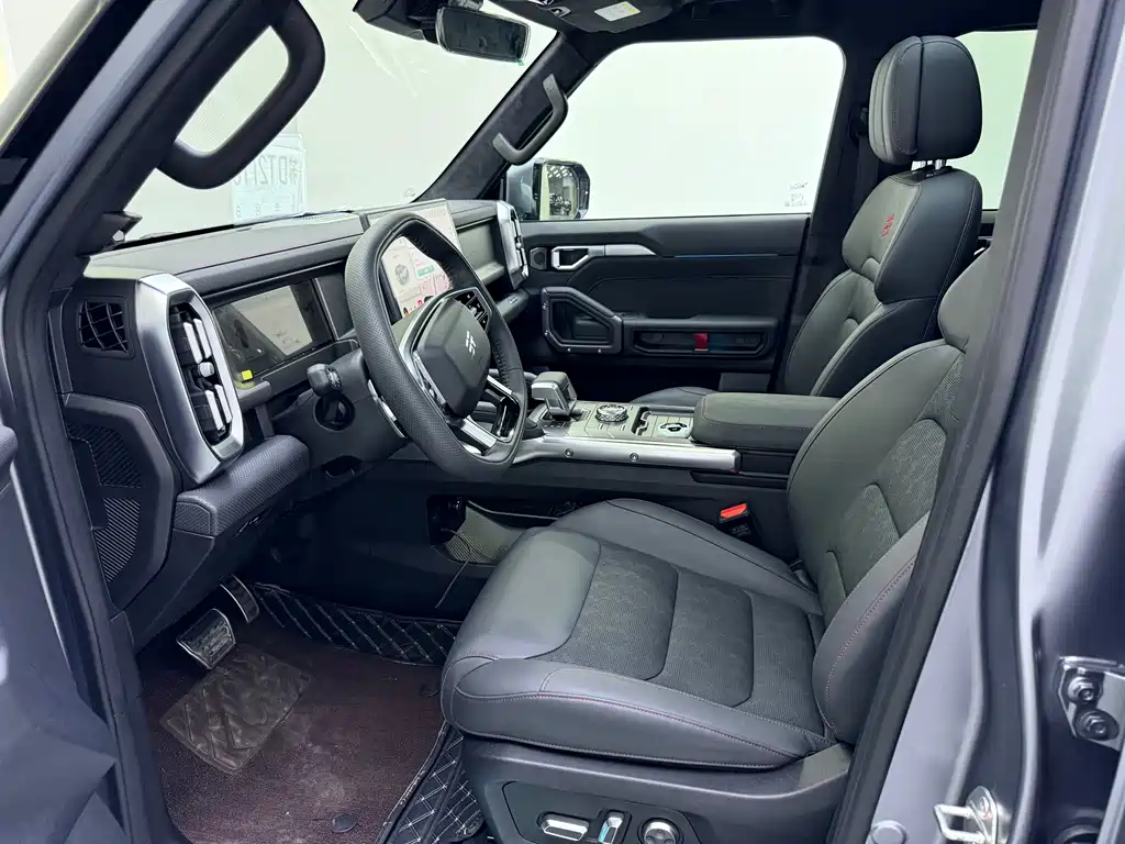 Jetour Traveller 2.0 T 4 WD Cross PRO+