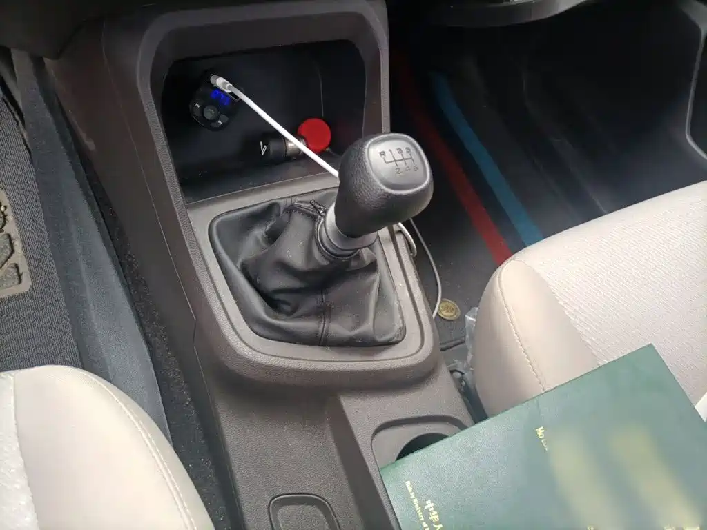 Wuling Hongguang V 1.5 L Power Take Electric Assist LAR