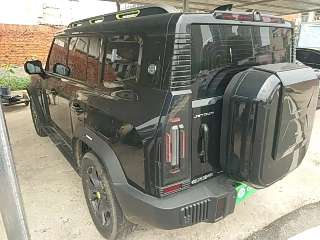 Jetour Traveller 2.0 T 4 WD Cross PRO