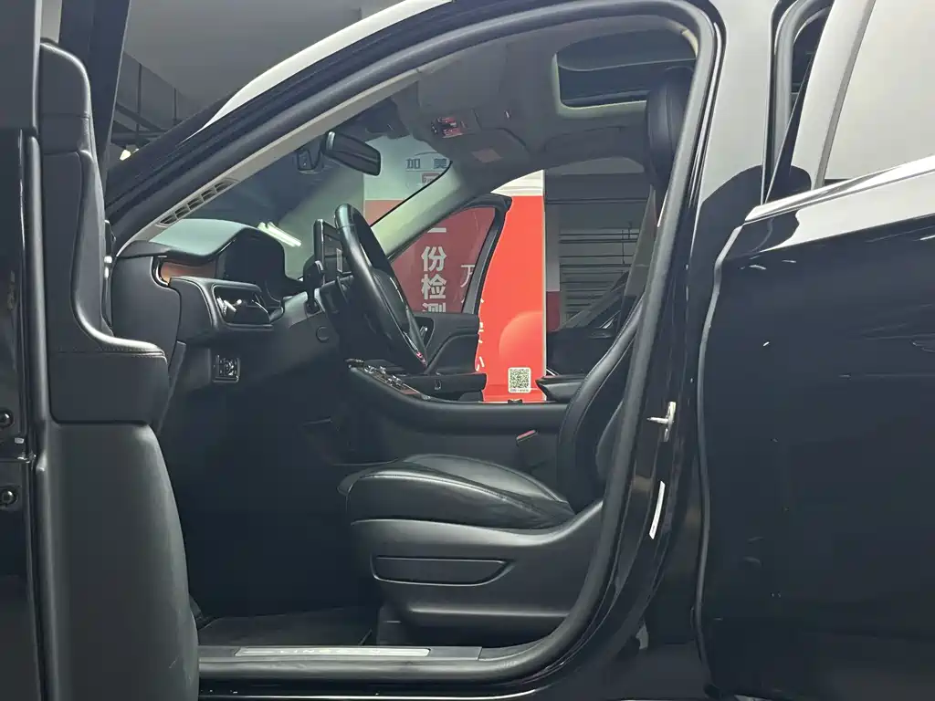 Aviator 3.0 T V6 4 WD Premium