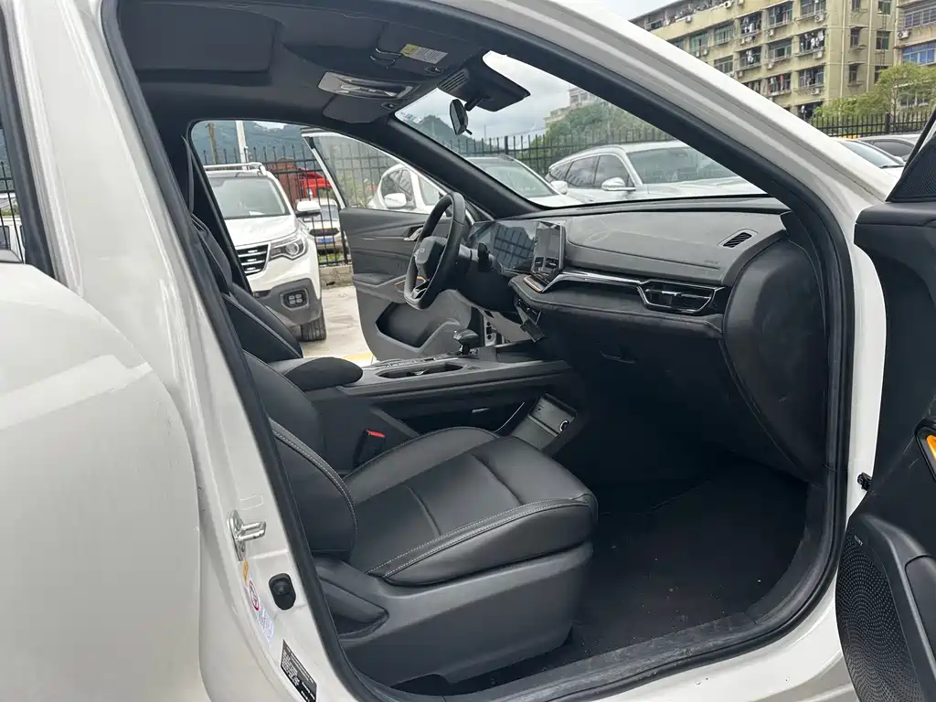 Changan Oshan X5 Smooth Enjoyment 1.5 T DCT Premium