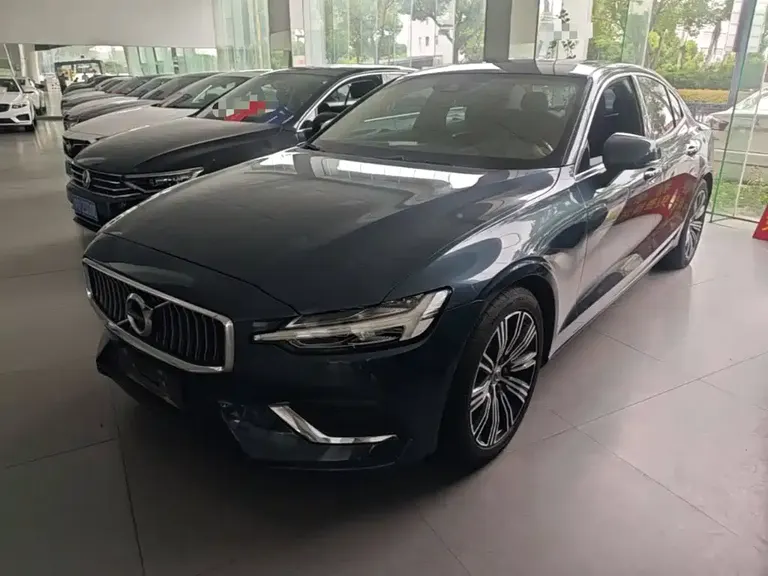 Volvo S60 B4 Smart Vision Luxury