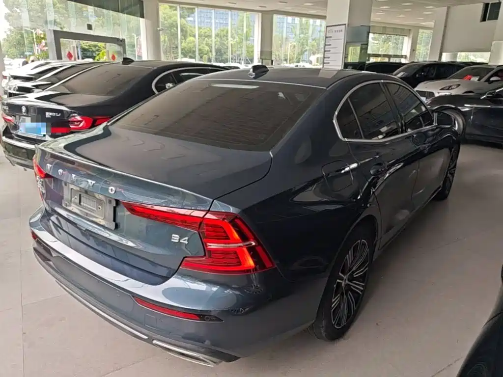 Volvo S60 B4 Smart Vision Luxury