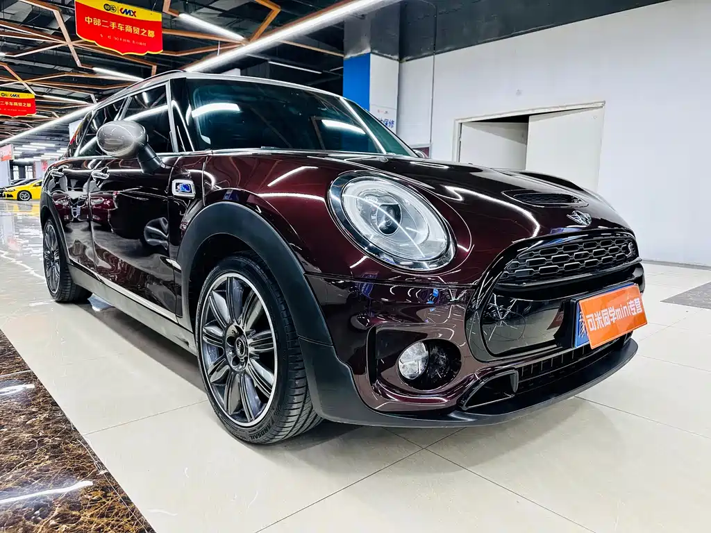 MINI CLUBMAN Facelift 2.0 T COOPER S Connoisseur