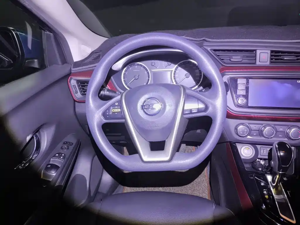 Lannia 1.6 L CVT Smart Cool