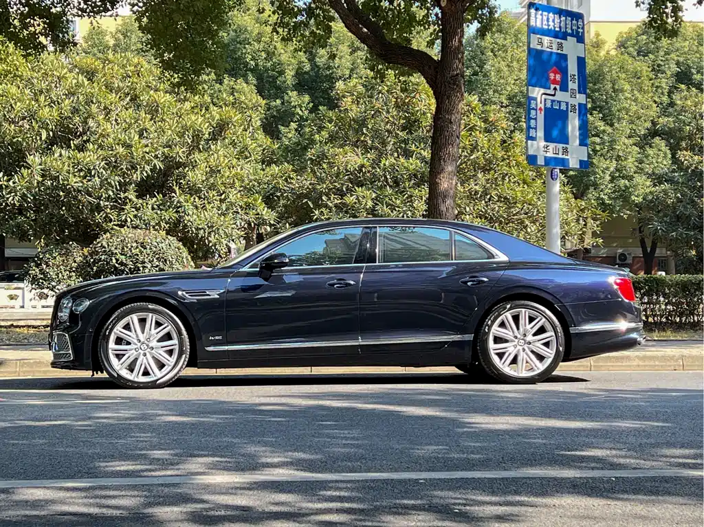 Flying Spur 6.0 T W12 Standard