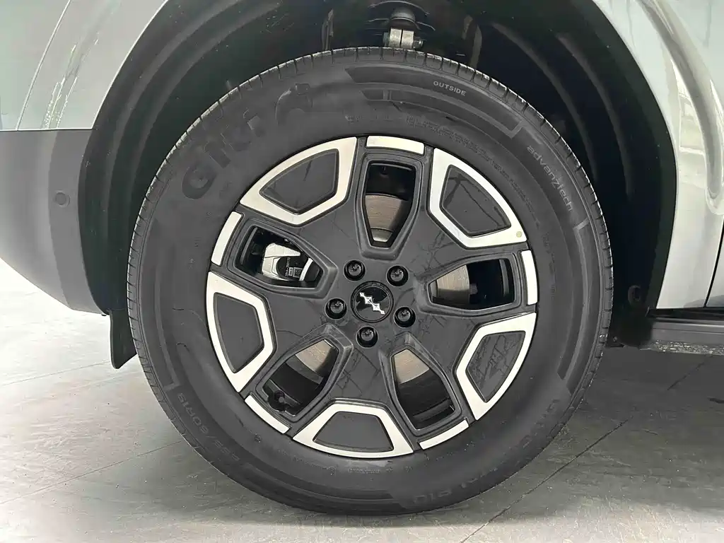 Tai 7 200 KM 2 WD Max