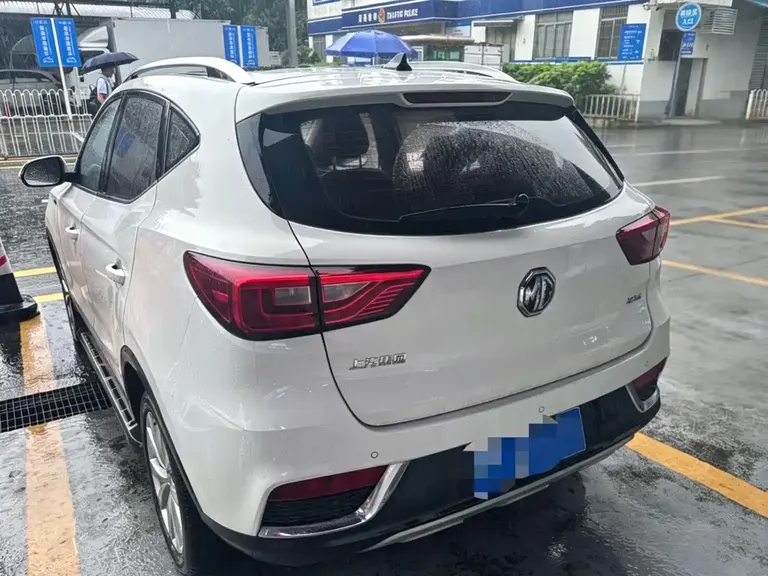 MG ZS 1.5 L Auto Luxury