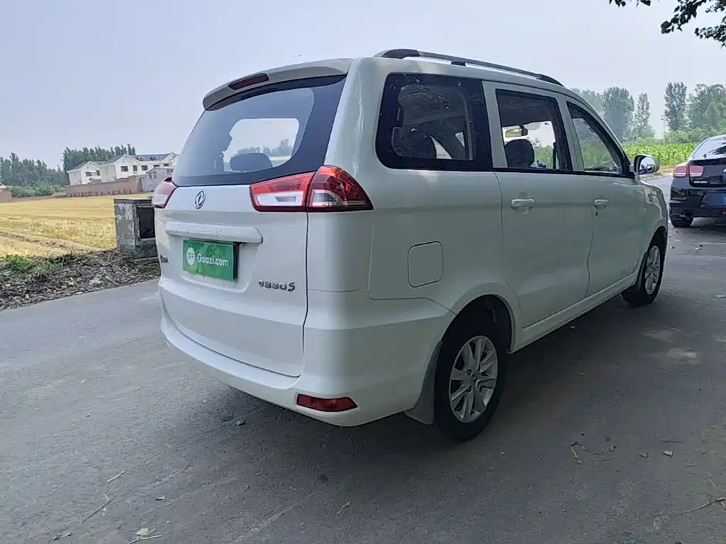 Fengguang 330 1.5 L 330 S Facelift Classic DK15