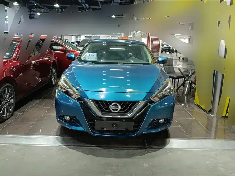 Nissan Lannia 1.6 L CVT Smart Cool
