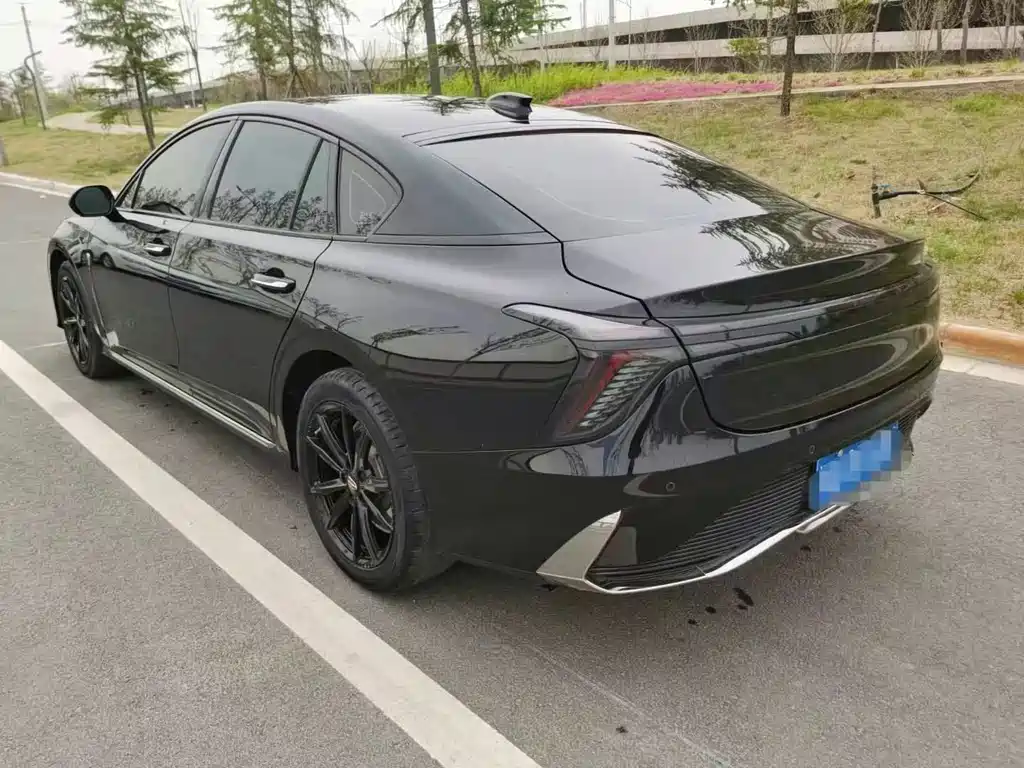 Hongqi H6 2.0 T Zhishang