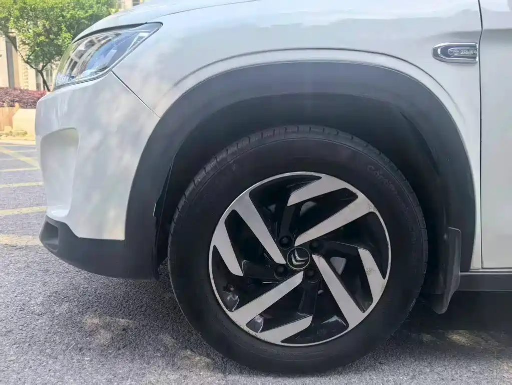 Citroën C3-XR 雪铁龙C3-XR 2017款 1.6 L 自动时尚型