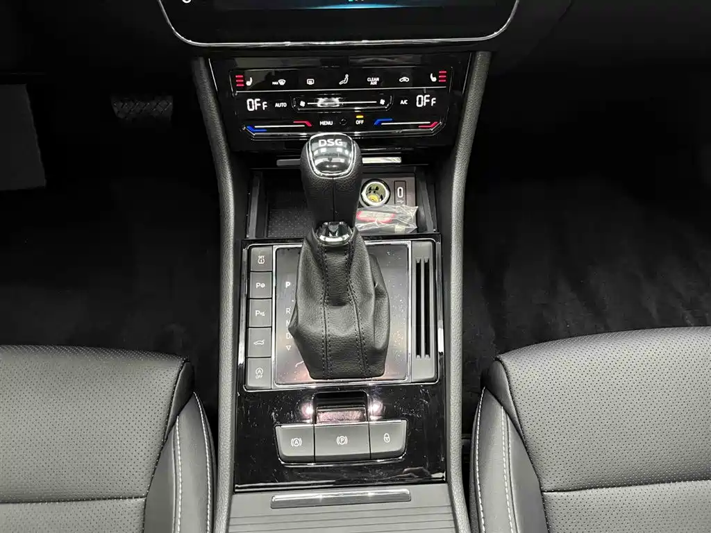 Superb TSI280 DSG Premium