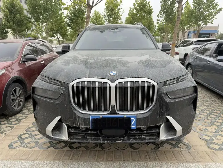 BMW X7 xDrive40 i Leading Luxury Package