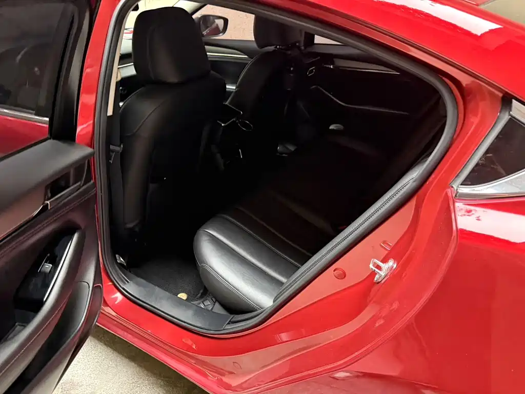 Atenza 2.5 L Blue Sky Sport