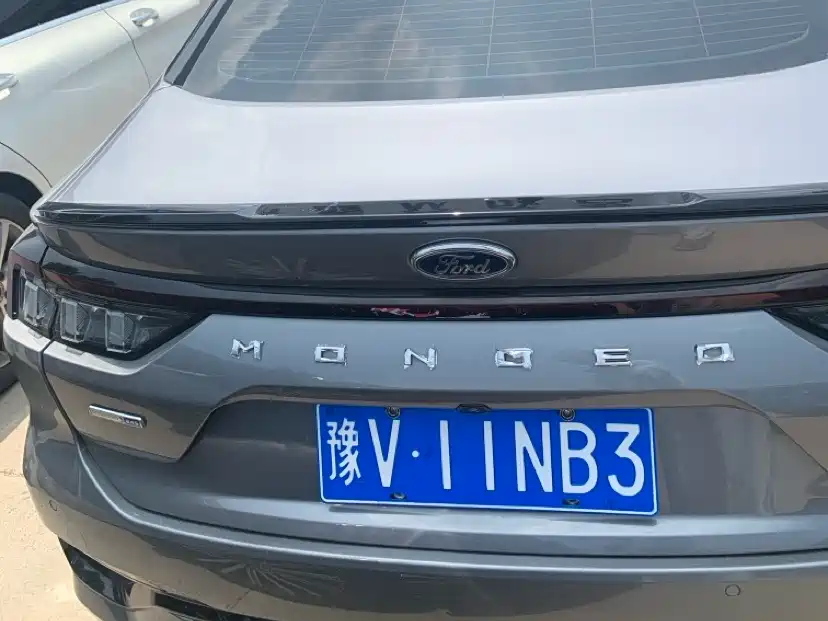 Mondeo EcoBoost 245 ST-Line