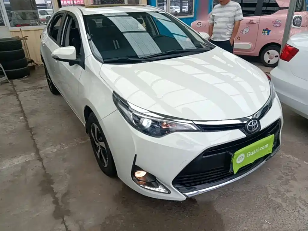 Levin Facelift 185 T CVT Elite CN-V