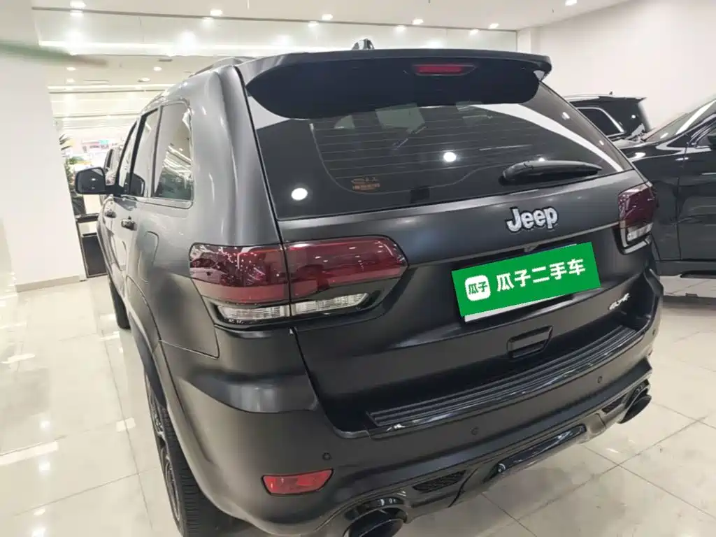 Grand Cherokee (Import) 3.0 L Elite Navigation