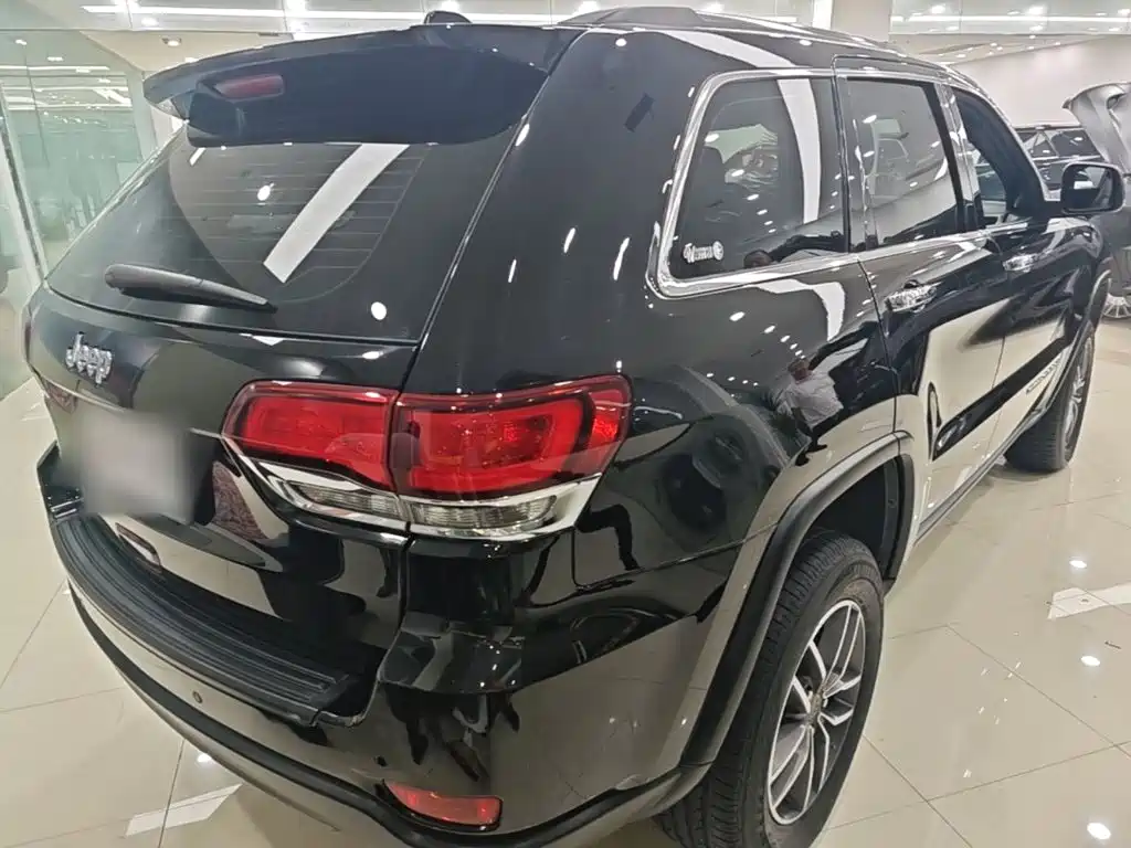 Grand Cherokee (Import) 3.0 L Professional Navigation
