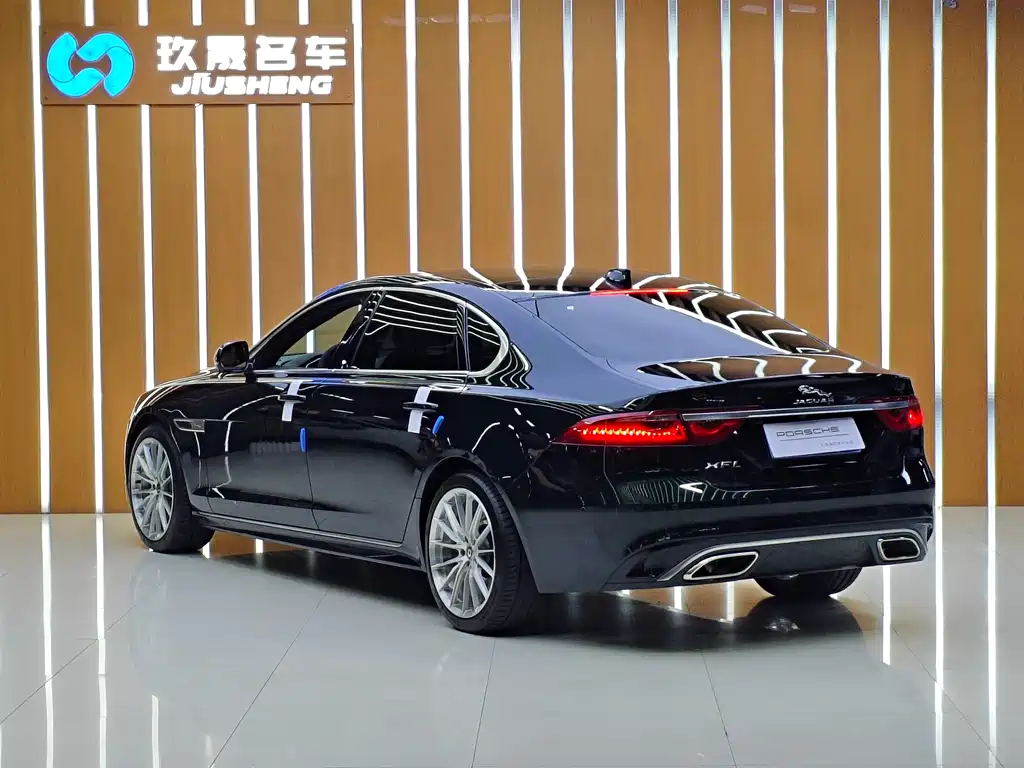 Jaguar XFL XFL 2.0 T P250 2 WD Elite Sport