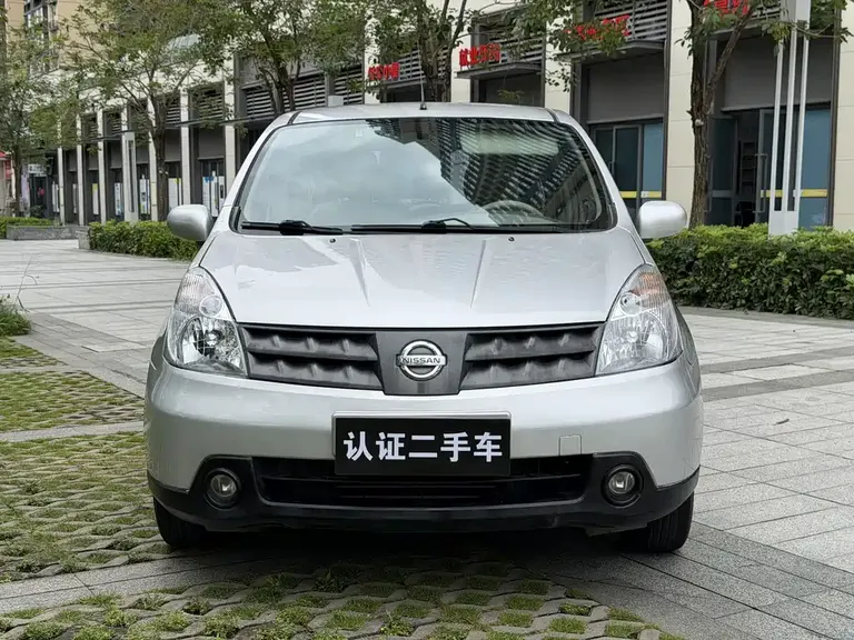 Nissan Livina 骊威 2008款 劲锐 1.6 L 自动智能版