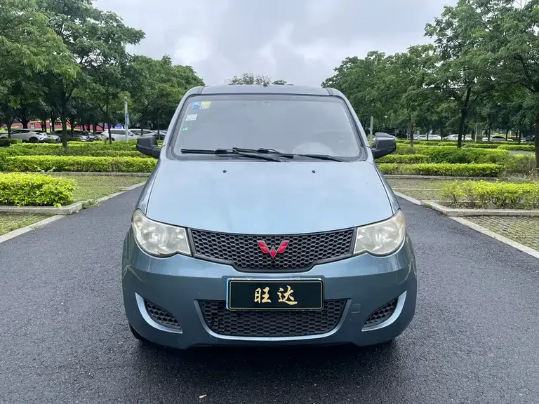 Wuling Hongguang 1.2 L Basic CN-IV