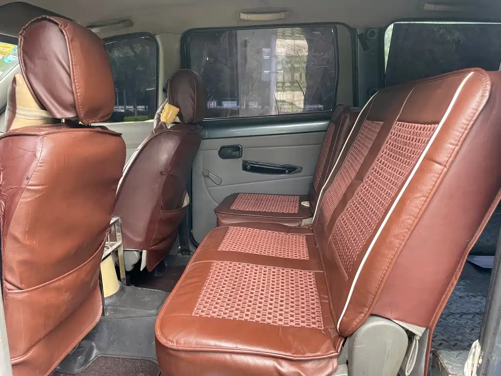 Wuling Hongguang 1.2 L Basic CN-IV