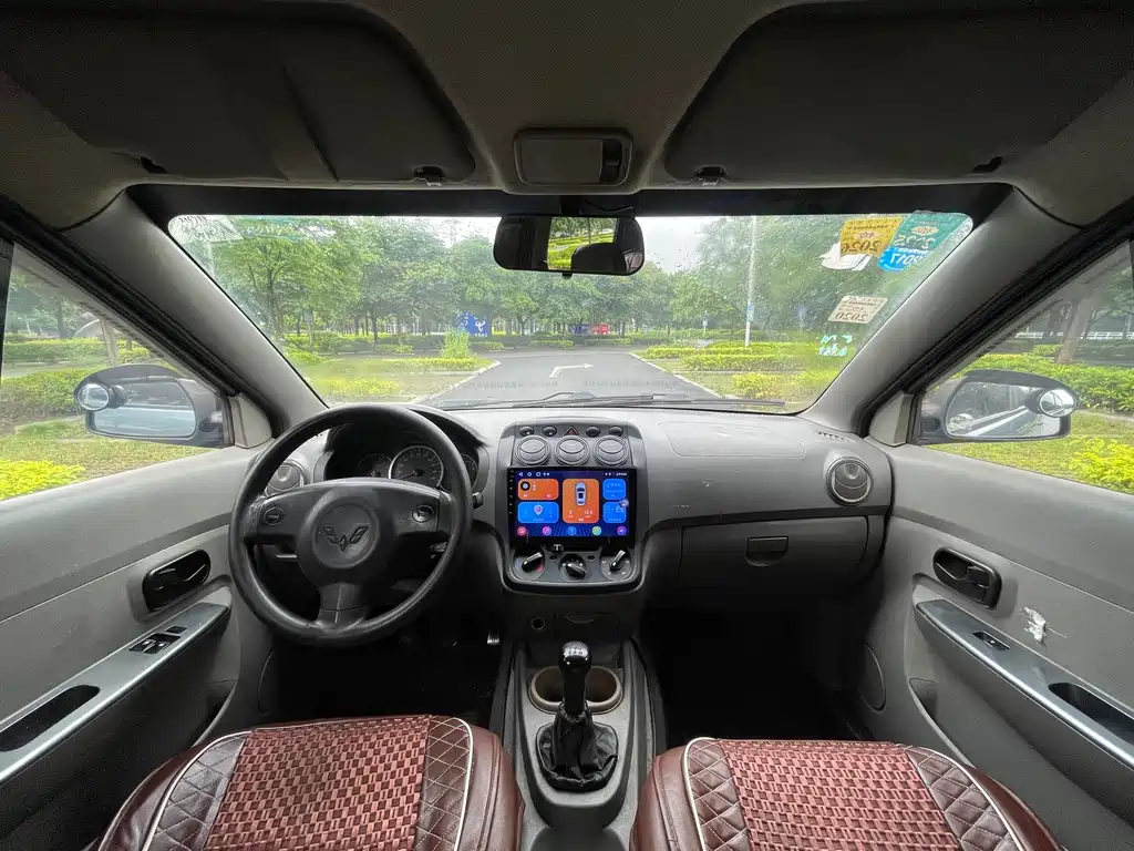 Wuling Hongguang 1.2 L Basic CN-IV