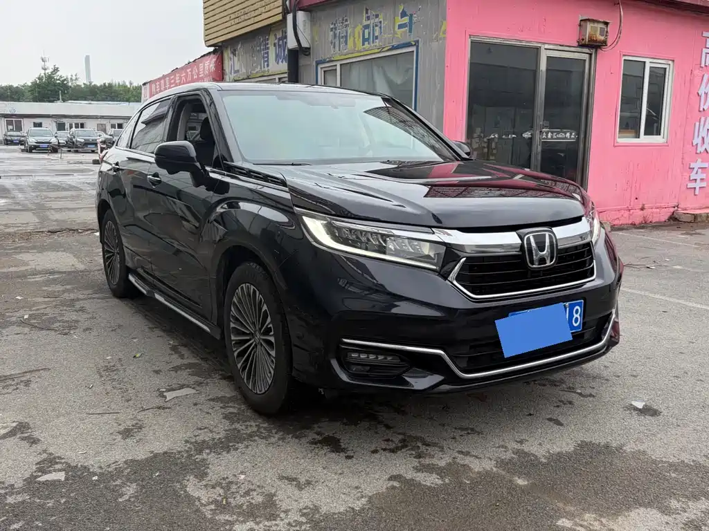 Avancier 370 TURBO 2 WD Luxury