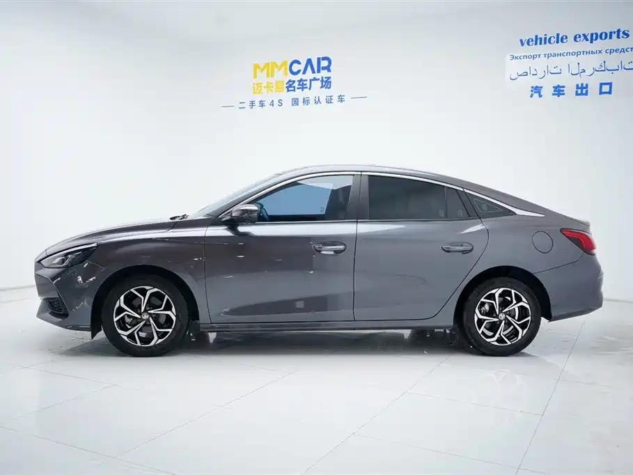 MG5 180 DVVT CVT Youth Luxury