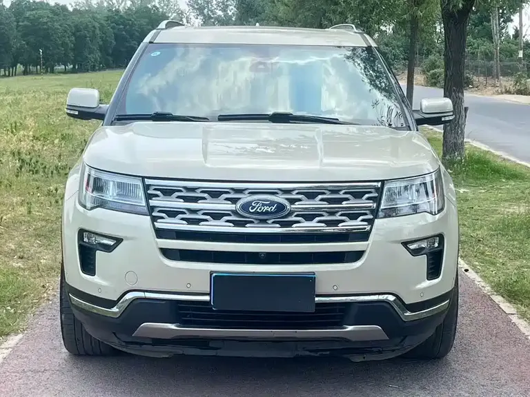 Ford Explorer (Import) 2.3 T Elite