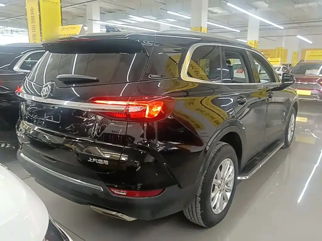 Enclave 28 T 2 WD Battle Flag