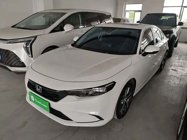 Honda Integra 240 TURBO CVT Tech