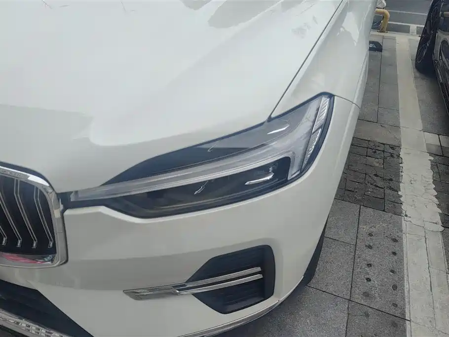 Volvo XC60 B5 4 WD Smart Vision Luxury