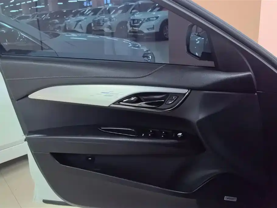Cadillac ATS-L 28 T Fashion