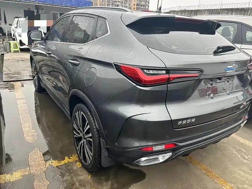 Changan Oshan X5 1.5 T DCT Distinguished