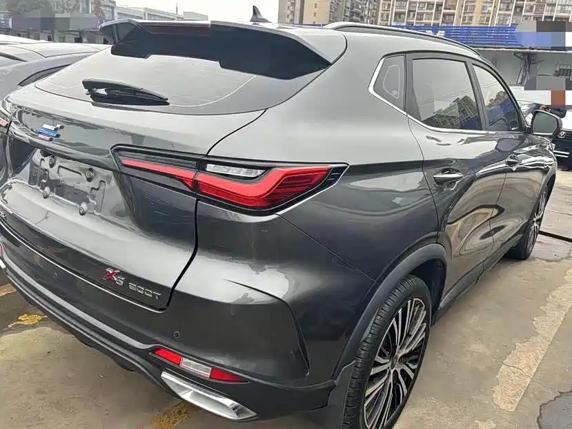 Changan Oshan X5 1.5 T DCT Distinguished