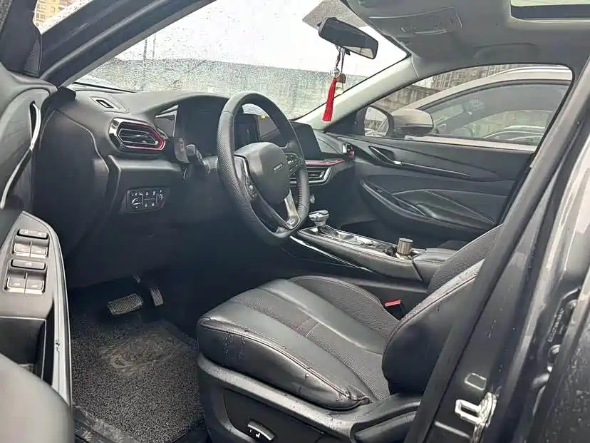 Changan Oshan X5 1.5 T DCT Distinguished