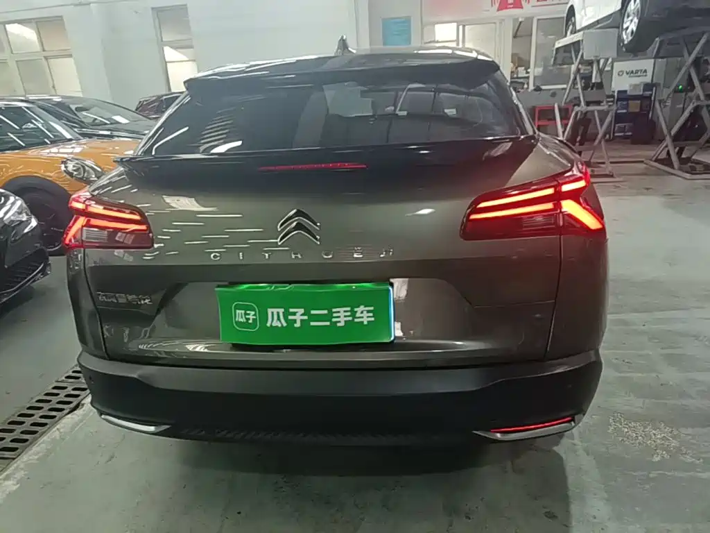 C5 X 凡尔赛C5 X 2021款 1.6 T 势不凡