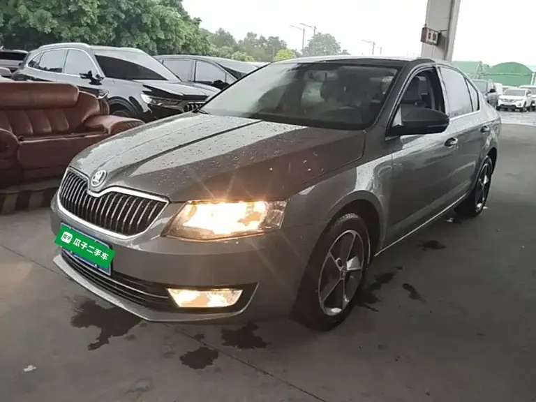 Skoda Octavia 1.6 L Auto Creation