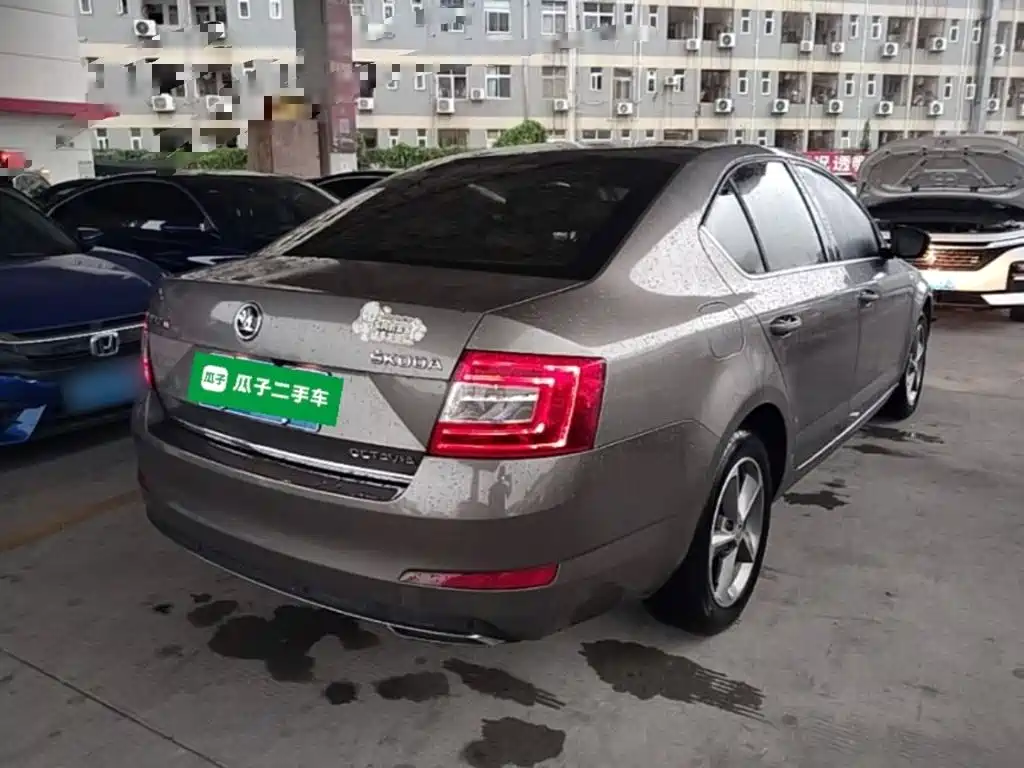 Octavia 1.6 L Auto Creation