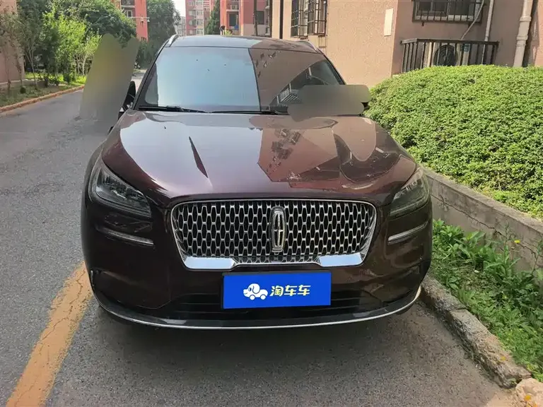 Lincoln Corsair 2.0 T 2 WD Premium