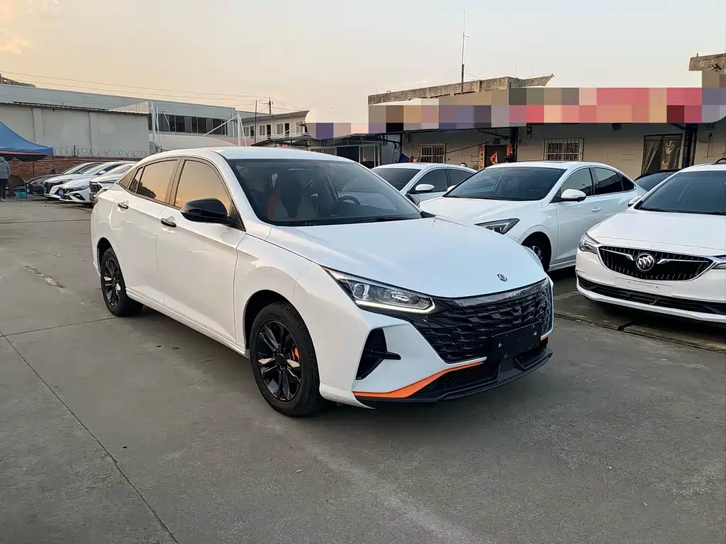 Yixuan Mach 1.5 L Auto Wind Chaser