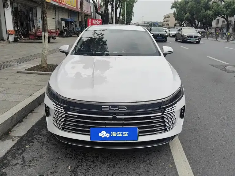BYD Destroyer 05 Glory DM-i 55 KM Luxury