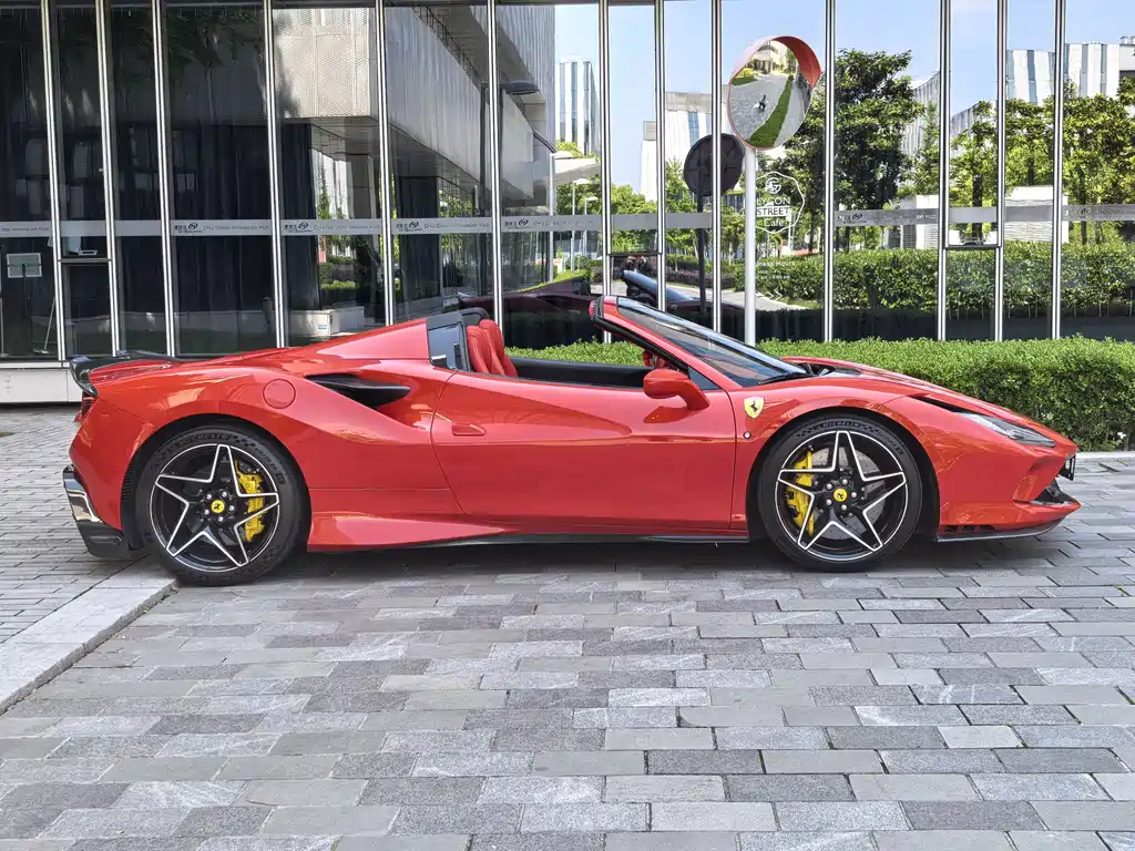 Ferrari F8 Spider 3.9 T V8